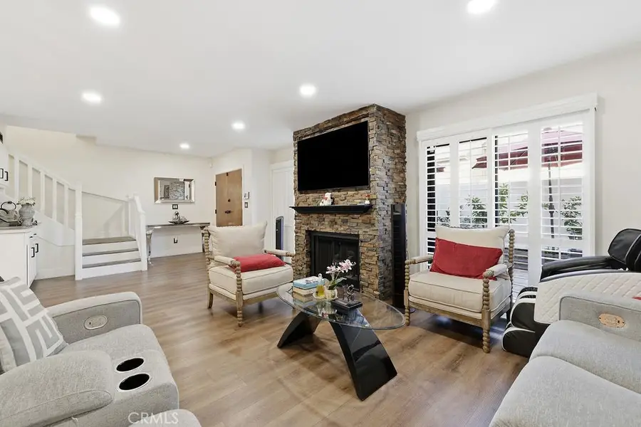 8341 De Soto #15, Canoga Park, CA 91304 - #2