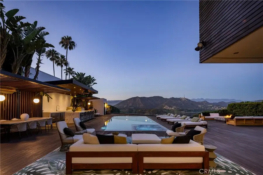 7107 Macapa Drive, Los Angeles, CA 90068 - #2