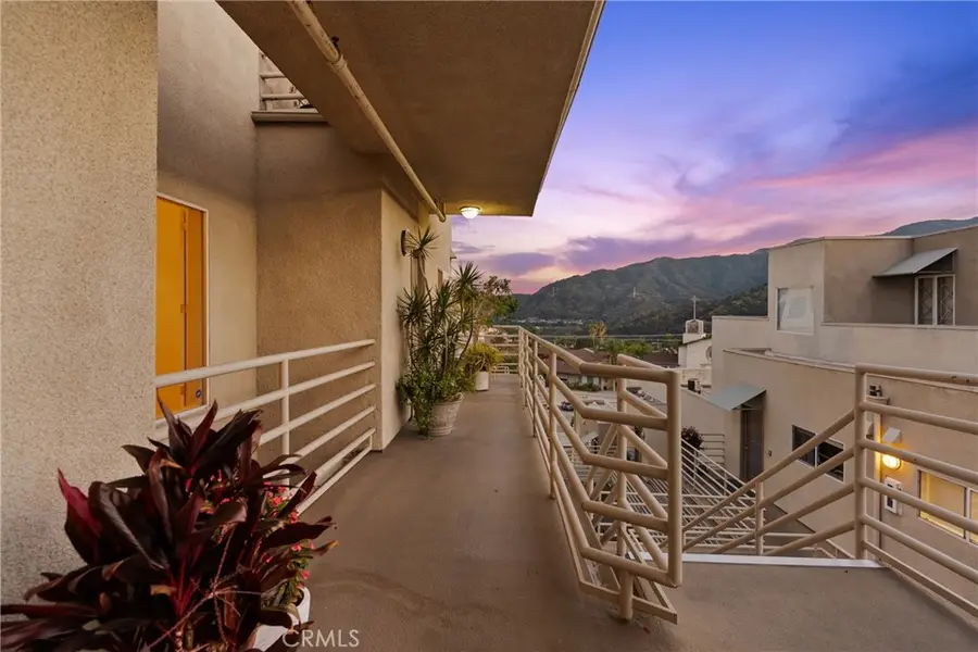 2905 Montrose Avenue #610, La Crescenta, CA 91214 - #3