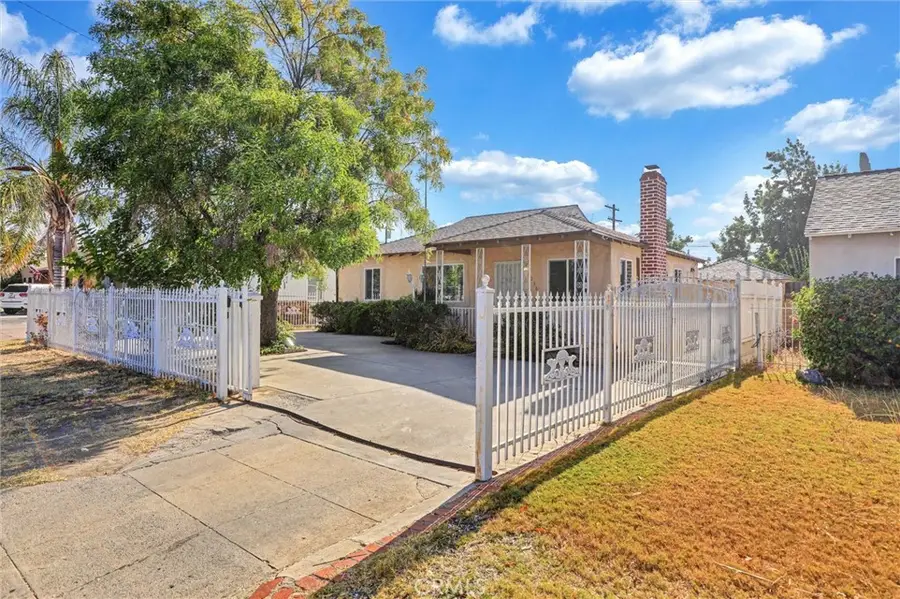 8036 Radford, North Hollywood, CA 91605 - #3