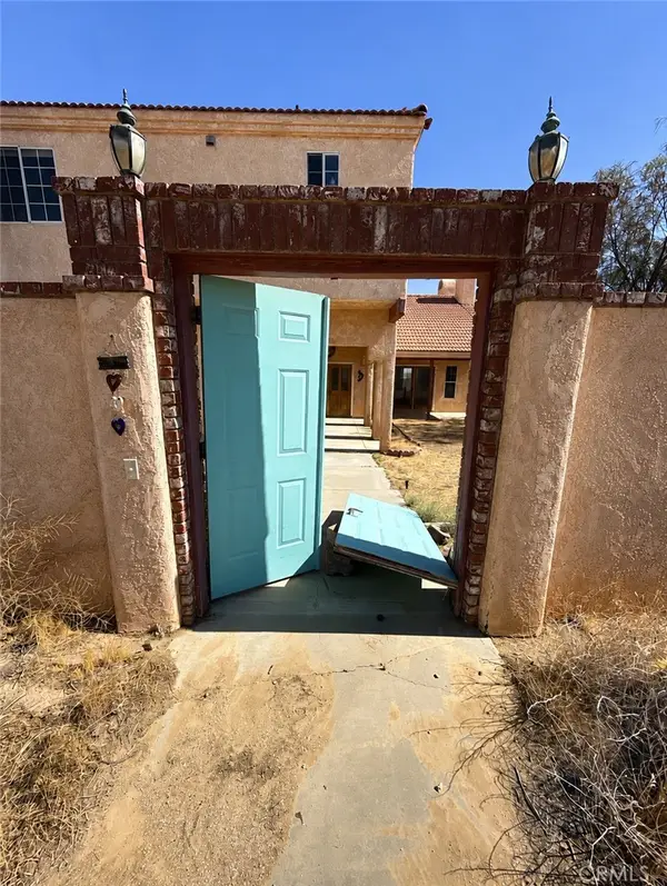 9855 Vista Road, California City, CA 93505