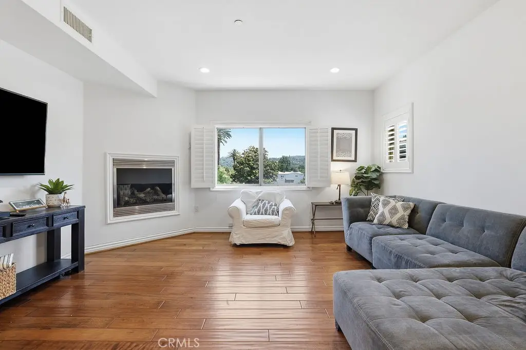 11504 Moorpark Street #203, Studio City, CA 91602 - #1