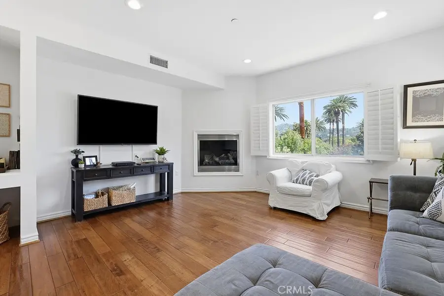 11504 Moorpark Street #203, Studio City, CA 91602 - #2