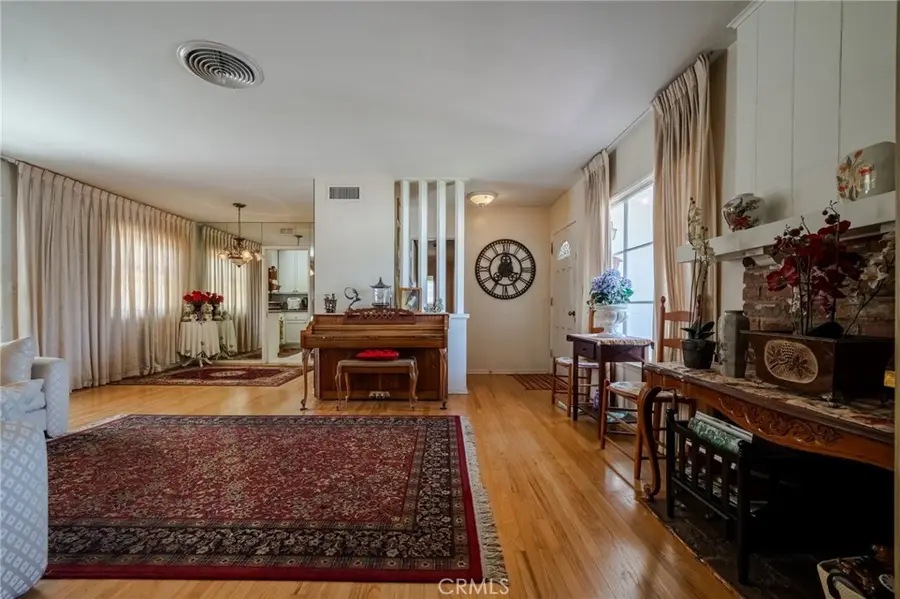 12642 Divan Place, North Hollywood, CA 91605 - #2