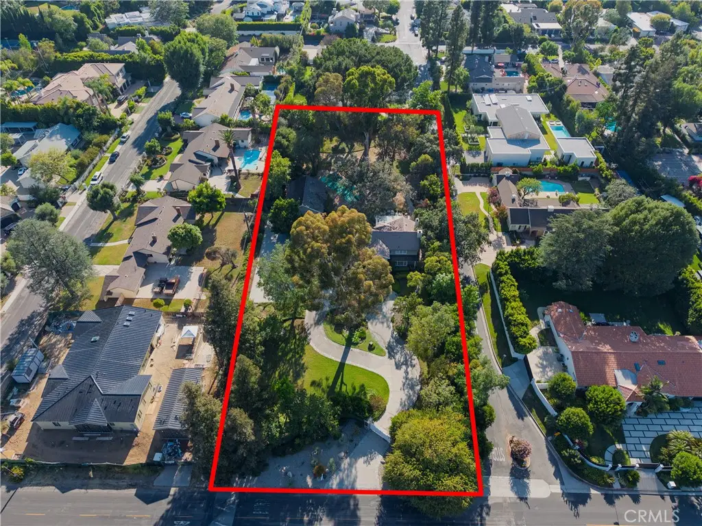 5255 Amestoy, Encino, CA 91316 - #1