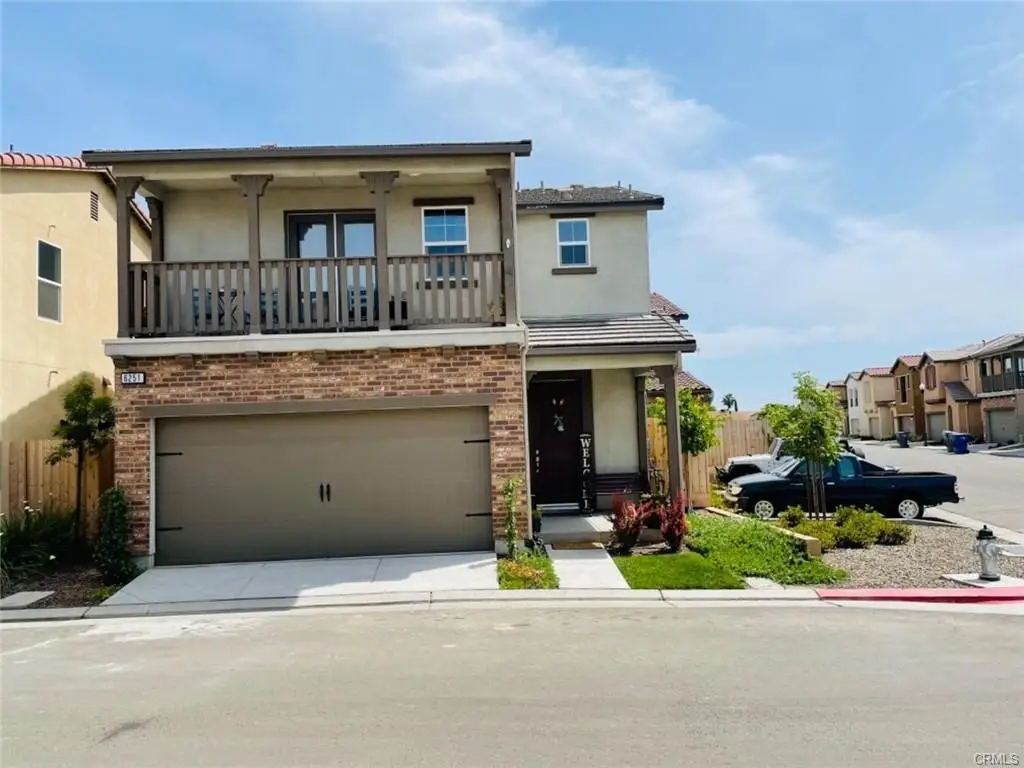 6251 E Overlook, Fresno, CA 93727 - #1