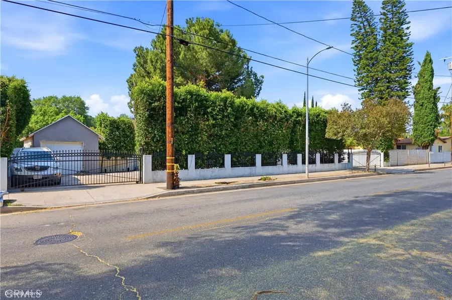19238 Strathern Street, Reseda, CA 91335 - #2