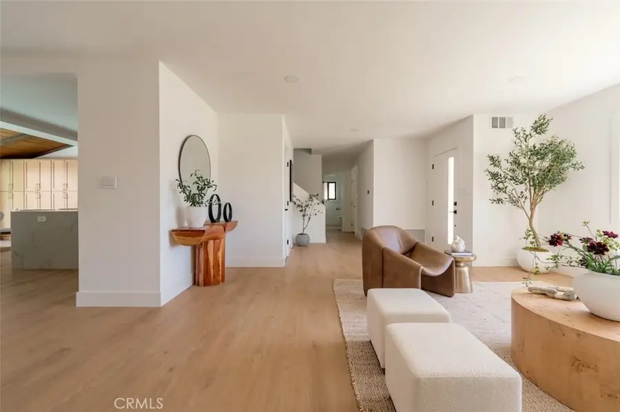 13925 Branton Place, Sherman Oaks, CA 91423 - #3