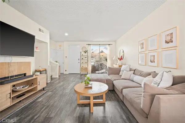 13901 Olive View Lane #42, Sylmar, CA 91342