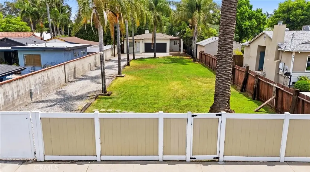 7015 Amigo, Reseda, CA 91335 - #1
