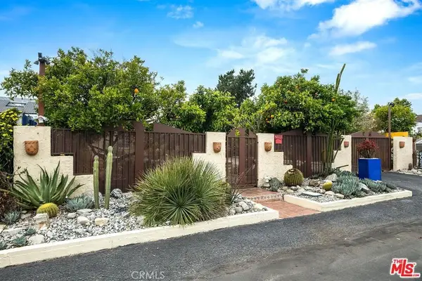 6033 Fulcher, North Hollywood, CA 91606