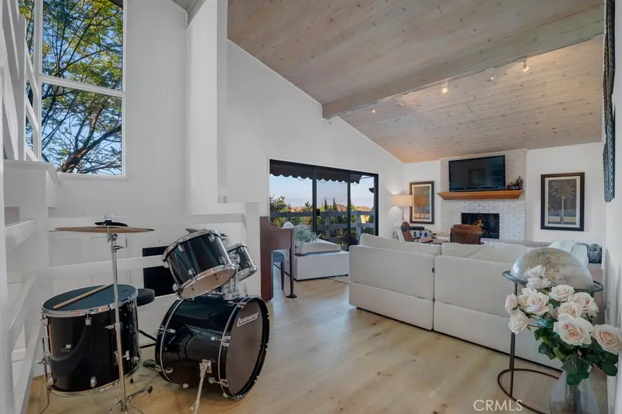 23680 Summit, Calabasas, CA 91302 - #2