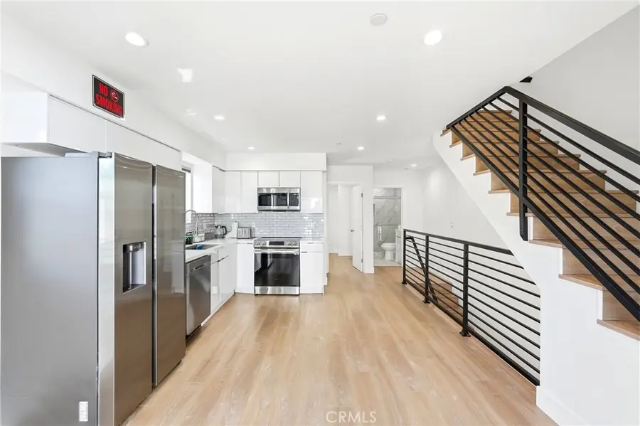 4453 Colfax Avenue, Studio City, CA 91602 - #3