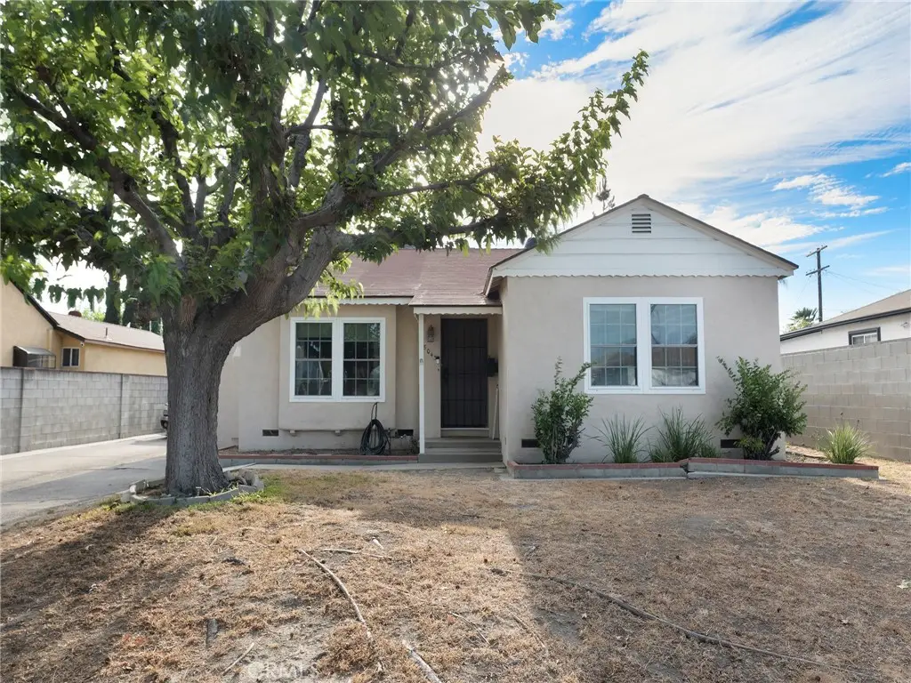 8043 Rhodes, North Hollywood, CA 91605 - #1