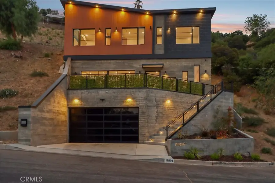 8504 Outland View Drive, Sun Valley, CA 91352 - #3