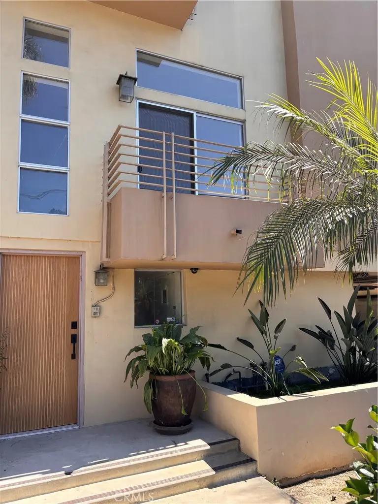 13440 Moorpark Street #101, Sherman Oaks, CA 91423 - #1