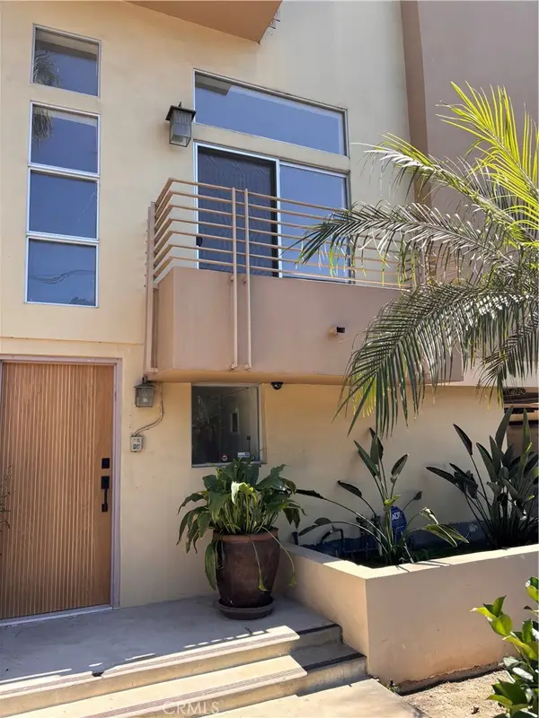 13440 Moorpark Street #101, Sherman Oaks, CA 91423