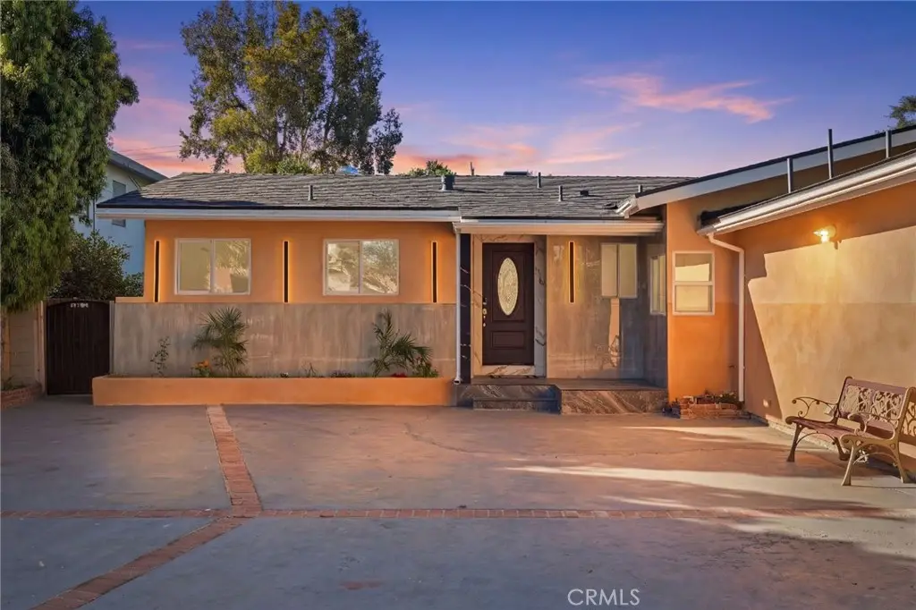 18114 Schoenborn, Northridge, CA 91325 - #1
