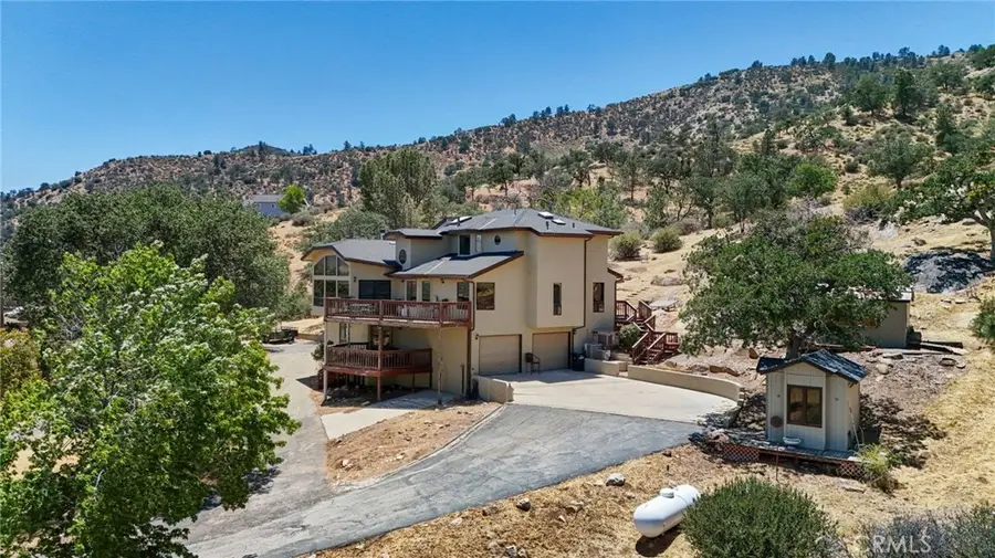 21800 Quail Springs Rd., Golden Hills, CA 93561 - #2