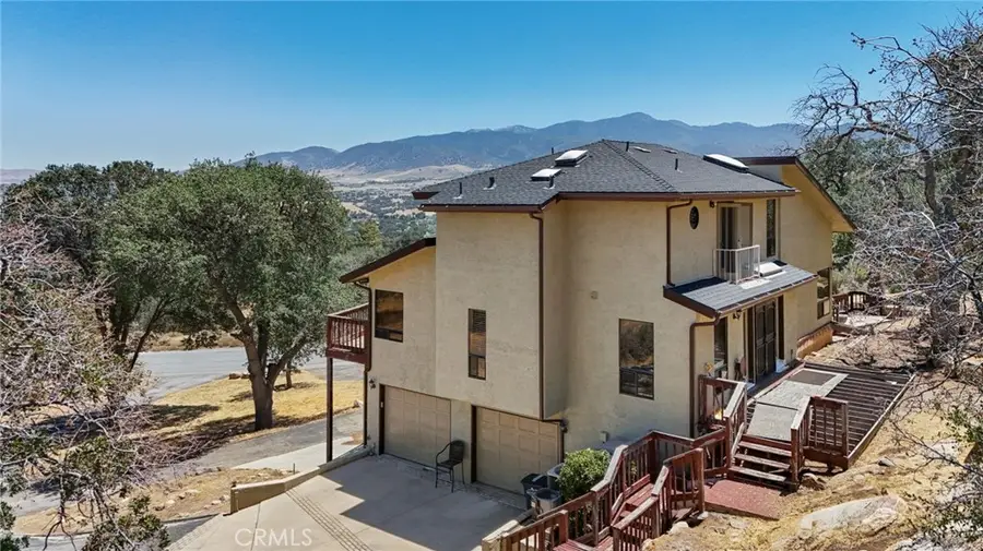 21800 Quail Springs Rd., Golden Hills, CA 93561 - #3