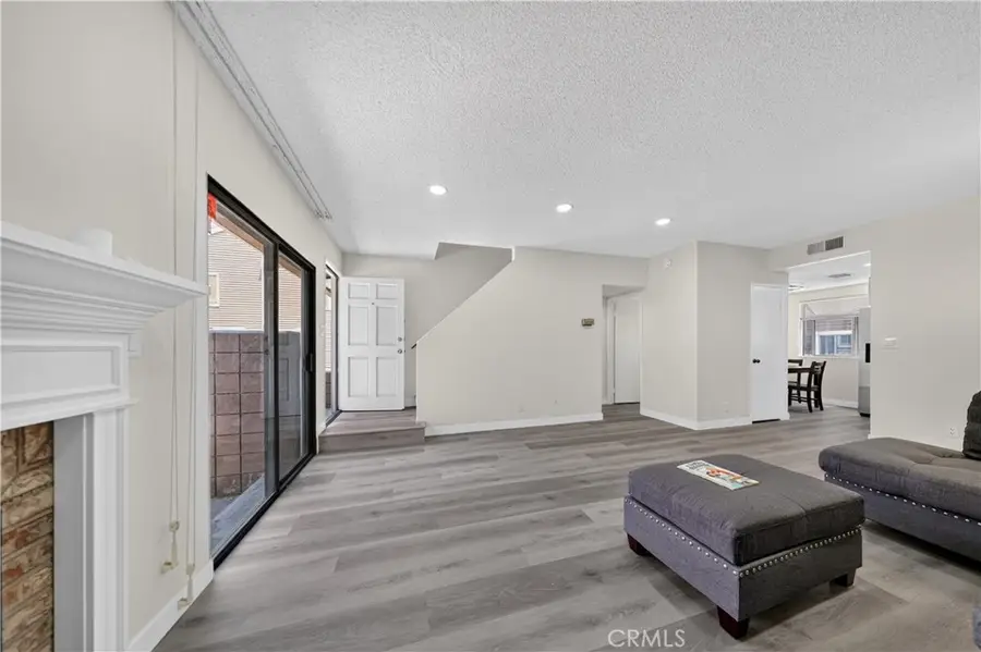 15125 Nordhoff #20, North Hills, CA 91343 - #3