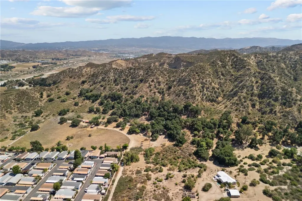 27772 Parker Rd, Castaic, CA 91384 - #1