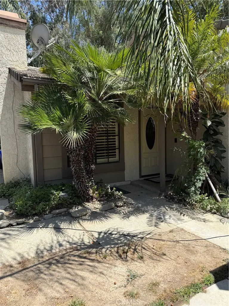25852 Estaban, Valencia, CA 91355 - #2