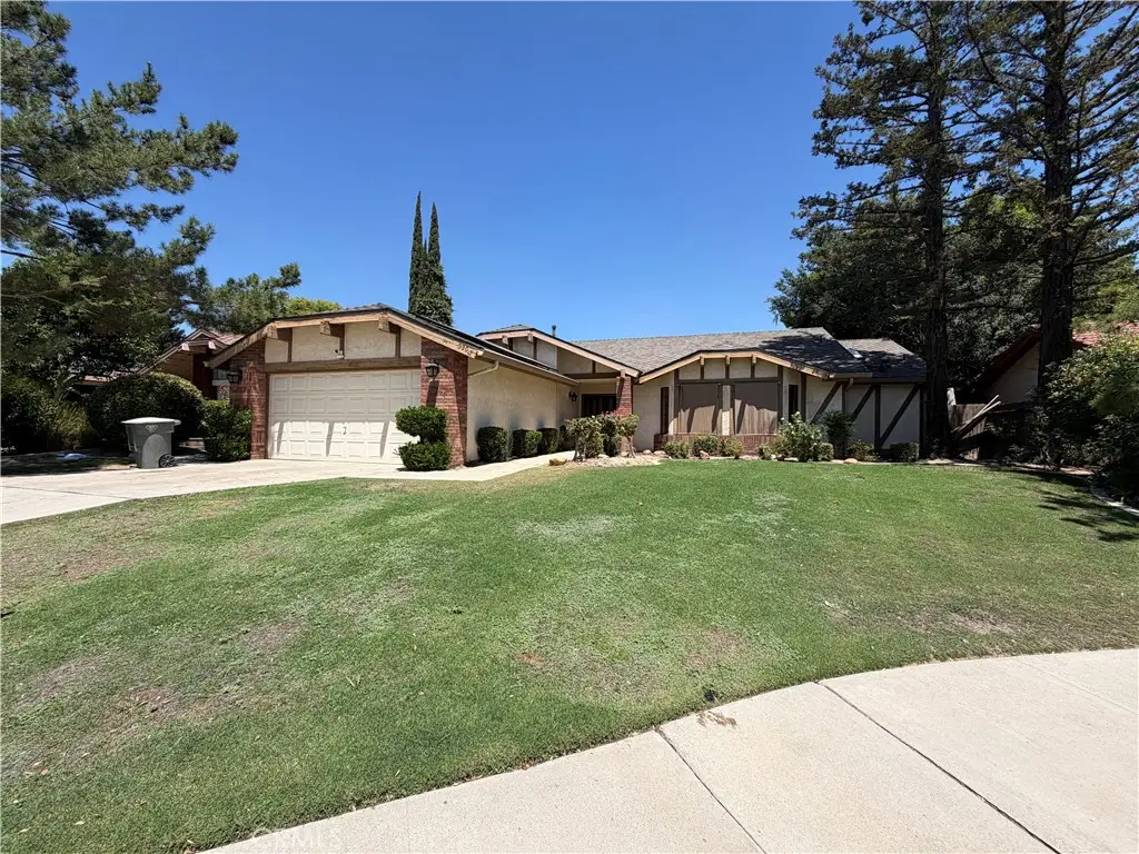 3305 Mission Hills Court, Bakersfield, CA 93306 - #1