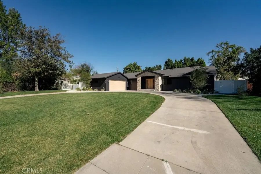 8960 Oak Park Avenue, Northridge, CA 91325 - #3
