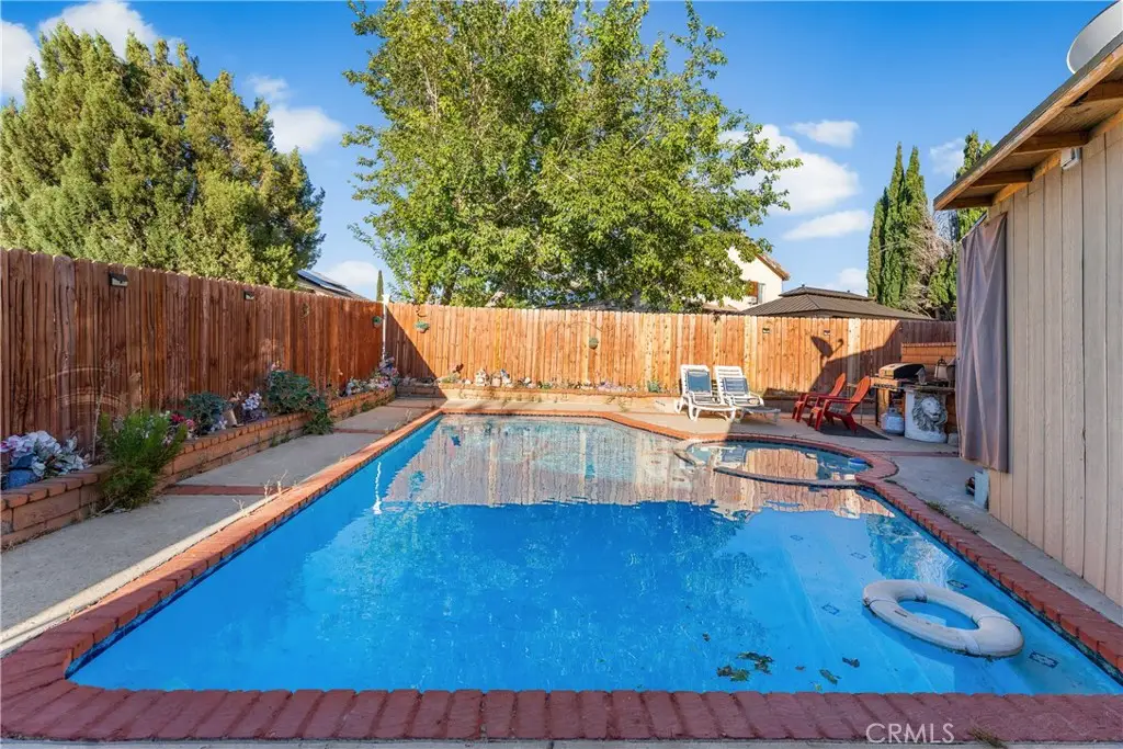 37704 49th E, Palmdale, CA 93552 - #1