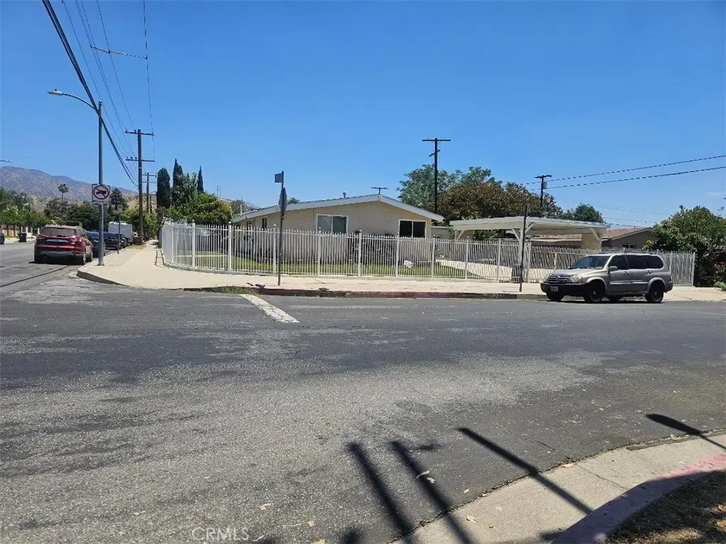 13084 Vaughn, San Fernando, CA 91340 - #1