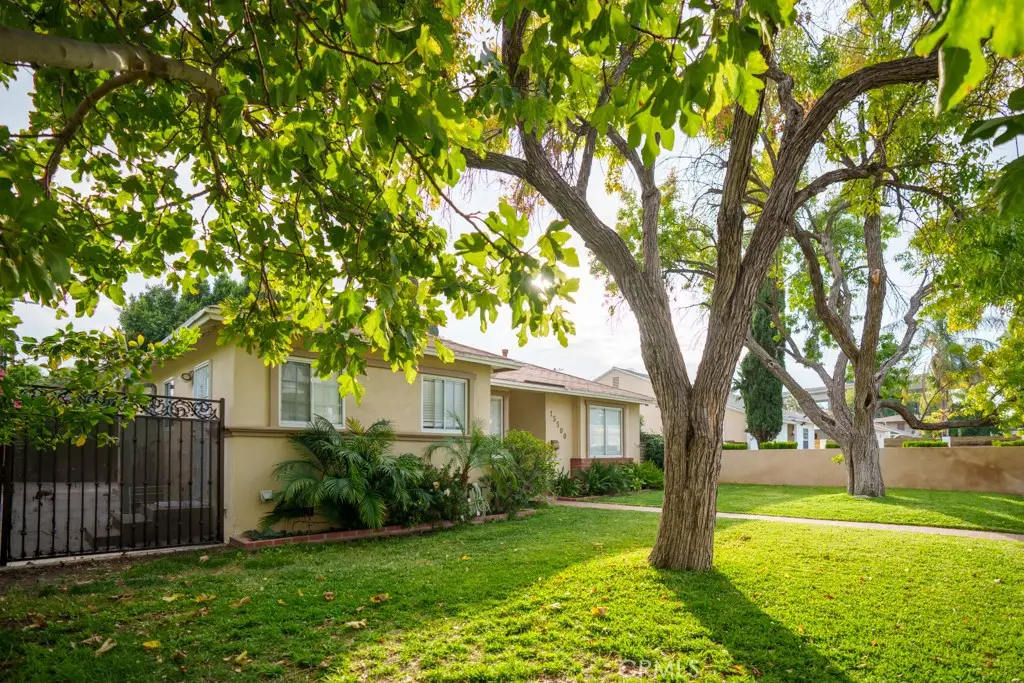 15500 Chatsworth Street, San Fernando, CA 91345 - #1