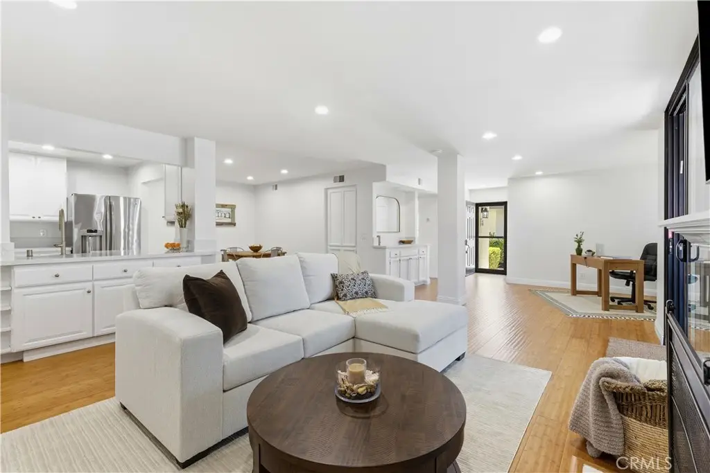 2234 Martinique, Oxnard, CA 93035 - #1