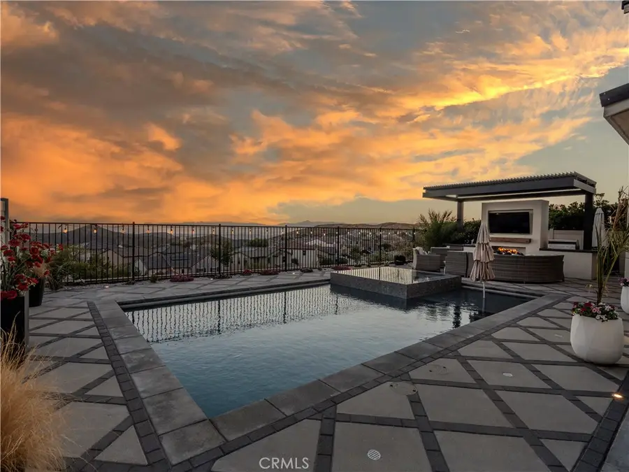 28629 Plume, Saugus, CA 91350 - #2