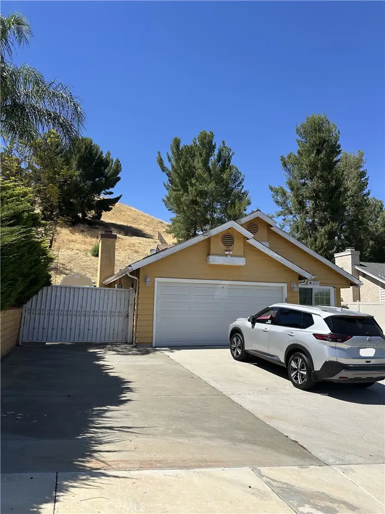 28243 Royal, Castaic, CA 91384 - #2