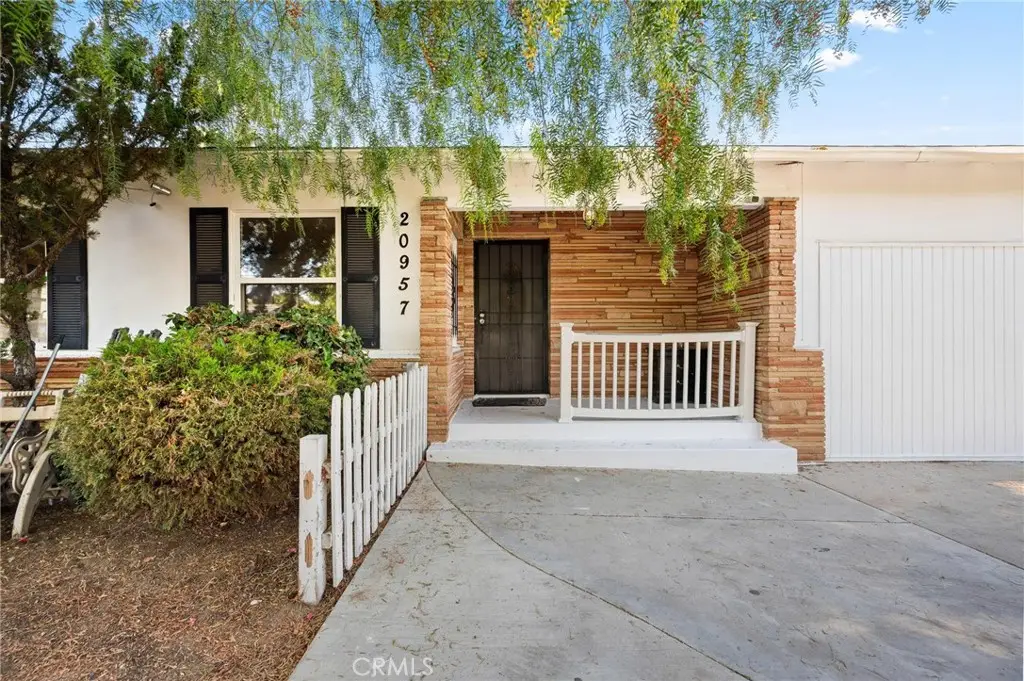 20957 Community Street, Canoga Park, CA 91304 - #1