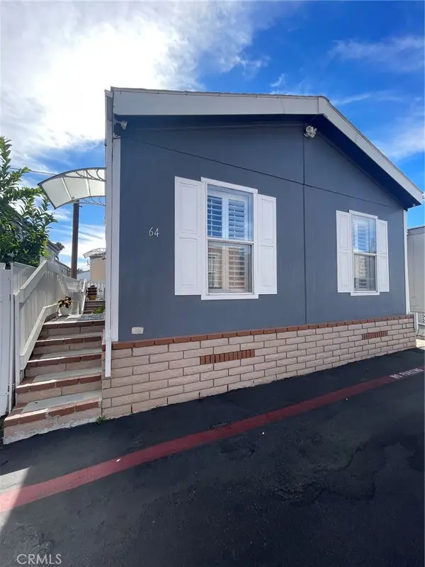7560 Woodman Place #64, Van Nuys, CA 91405