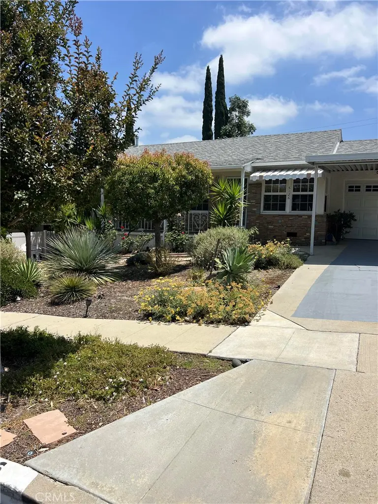 5126 Avenida Oriente, Tarzana, CA 91356 - #1