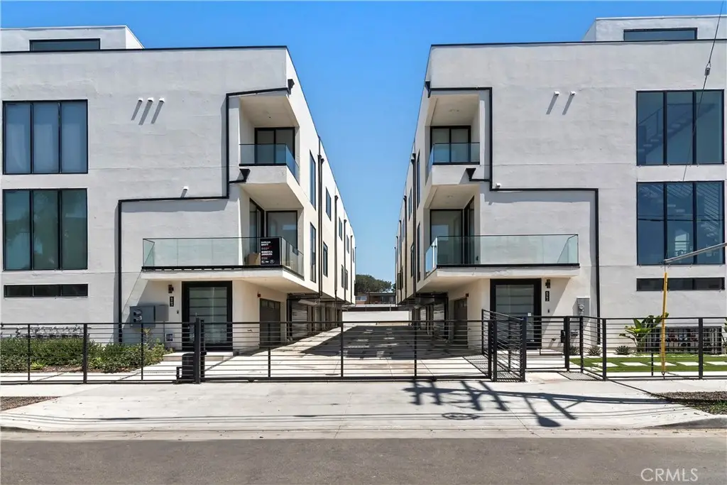 6511 N Contour, North Hollywood, CA 91606 - #1