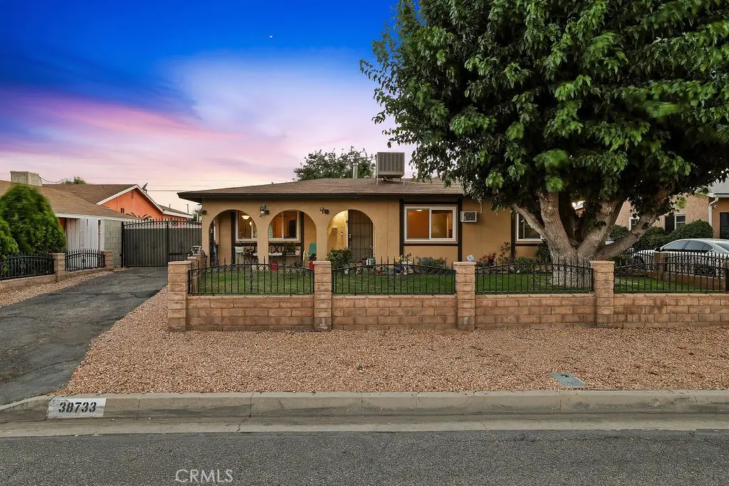 38733 Landon, Palmdale, CA 93550 - #1