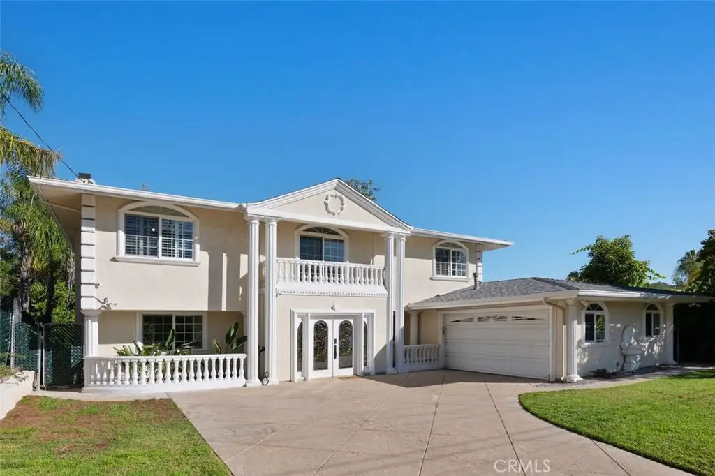 22534 Liberty Bell Road, Calabasas, CA 91302 - #1