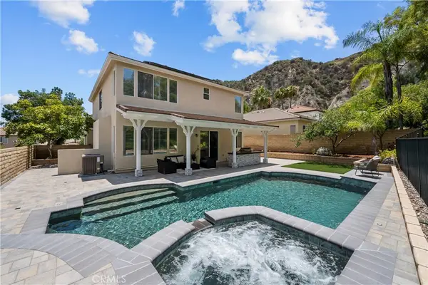 25415 Thoreau Way, Stevenson Ranch, CA 91381