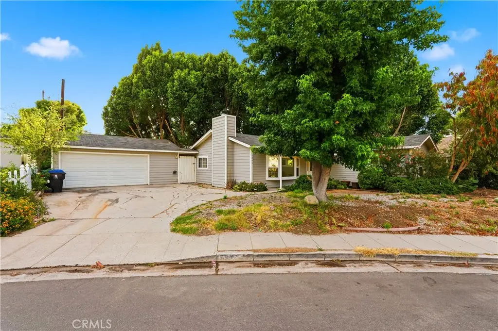 5345 Don Pio Drive, Woodland Hills, CA 91364 - #1