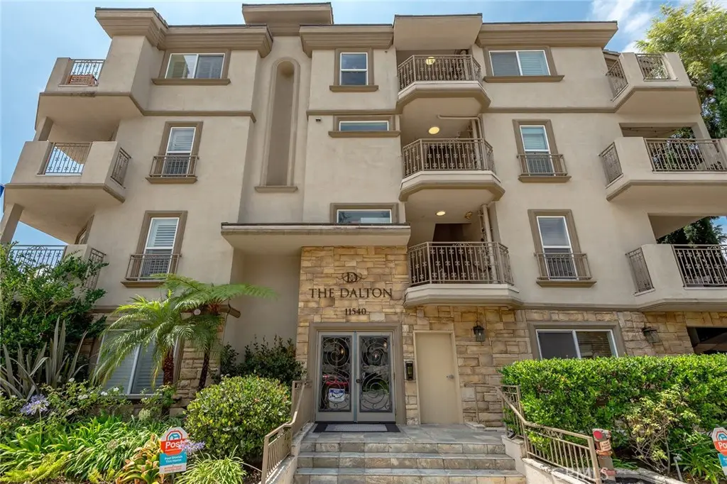 11540 Moorpark Street #401, Studio City, CA 91602 - #1