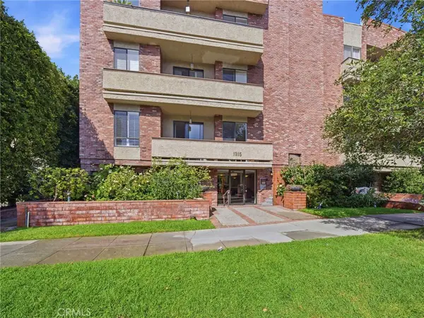 1315 Roxbury Dr #204, Los Angeles, CA 90035