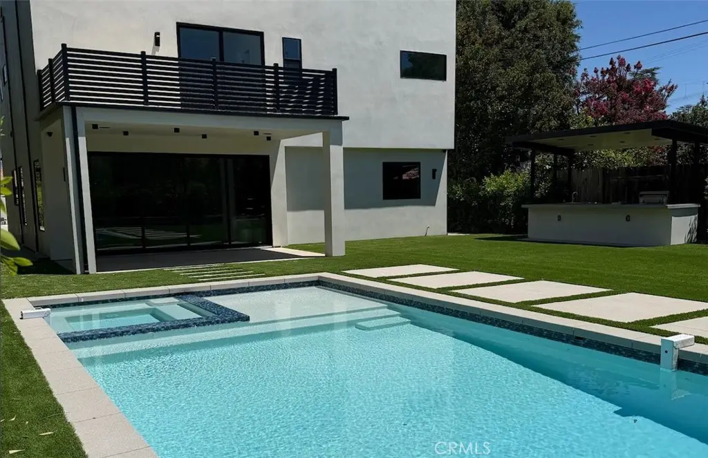 22816 Erwin, Woodland Hills, CA 91367 - #1
