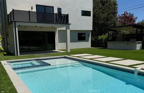 22816 Erwin, Woodland Hills, CA 91367