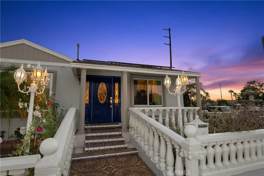 3300 W Chandler Boulevard, Burbank, CA 91505 - #2