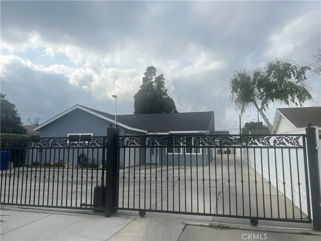 15057 Paddock, San Fernando Valley, CA 91342 - #1