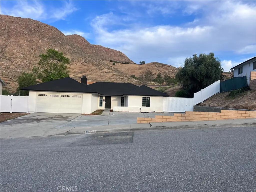 195 Masters, Riverside, CA 92507 - #1